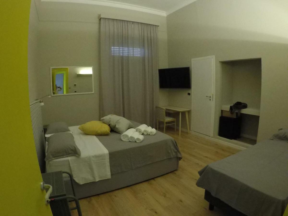 Ace Rooms Vsg Villa San Giovanni Bagian luar foto